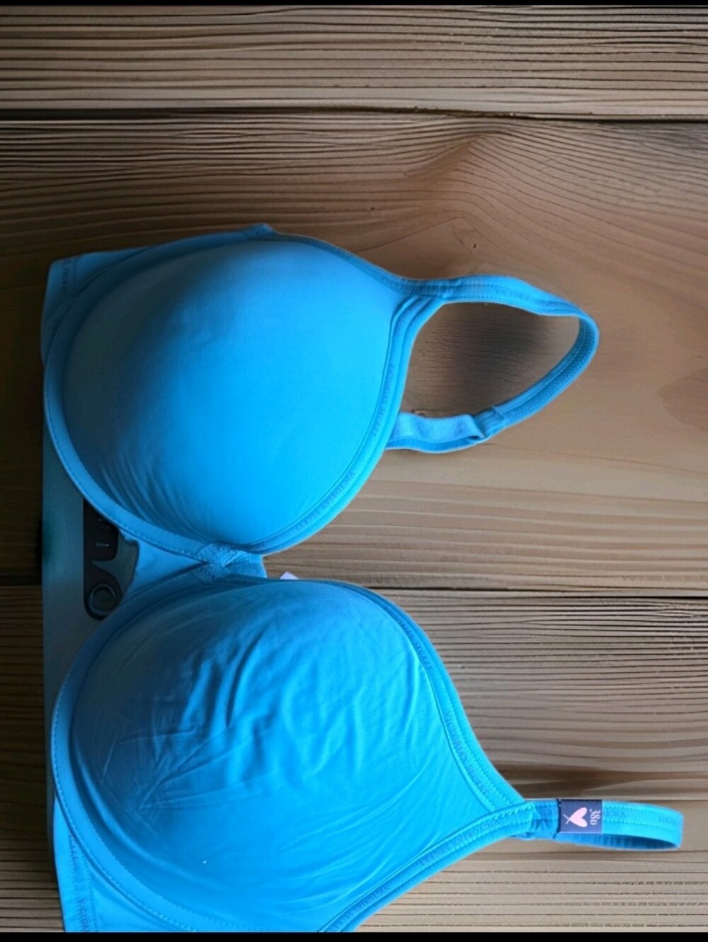 VICTORIA'S SECRET T-SHIRT PUSH-UP FULL COVERAGE SPELL OUT LOGO UNDERWIRE BRA